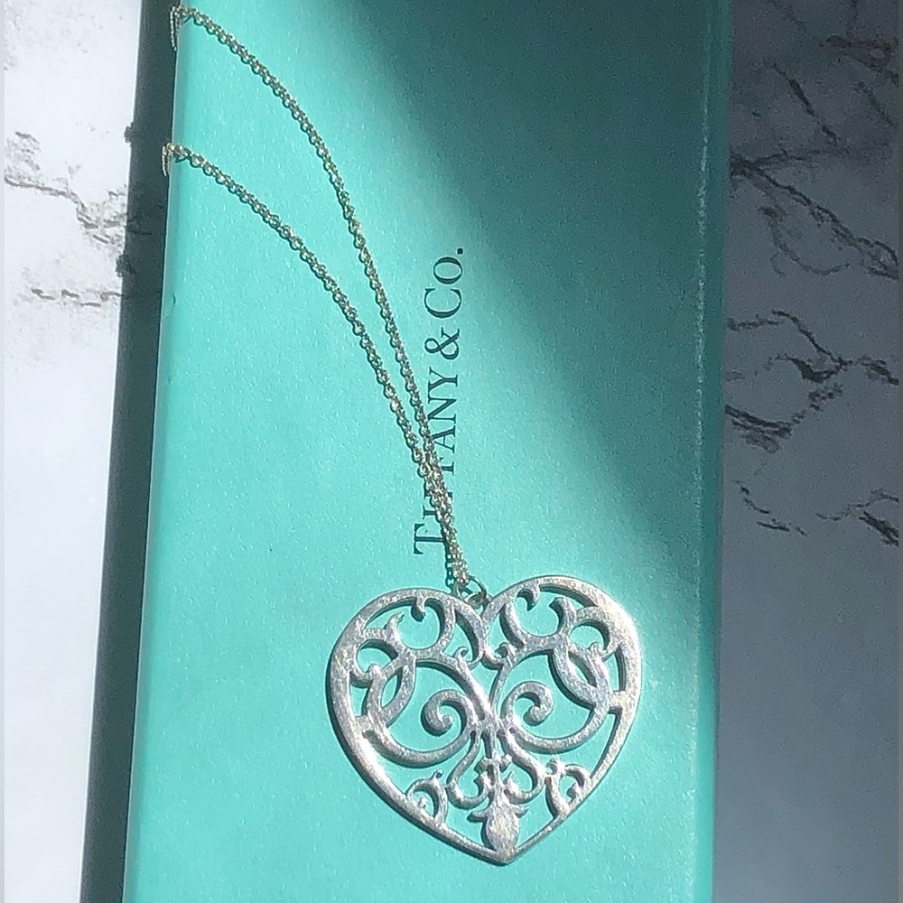Authentic ✨Tiffany & Co✨ Enchanted Heart Necklace 16” COA Sterling Silver
